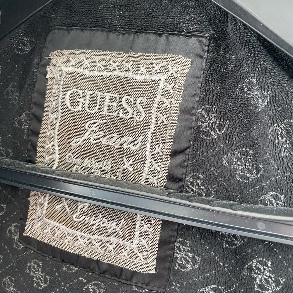 Fall Winter Guess Jacket - Picture 3 of 3